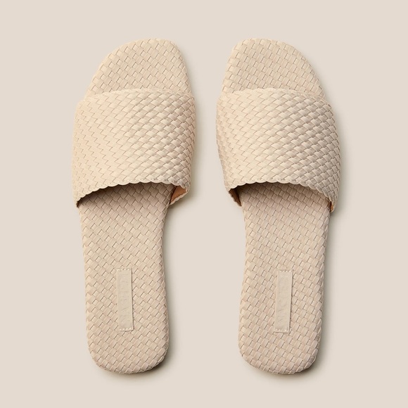 NAGHEDI | St. Barths Slide In Ecru Size: 39 - Picture 2 of 7